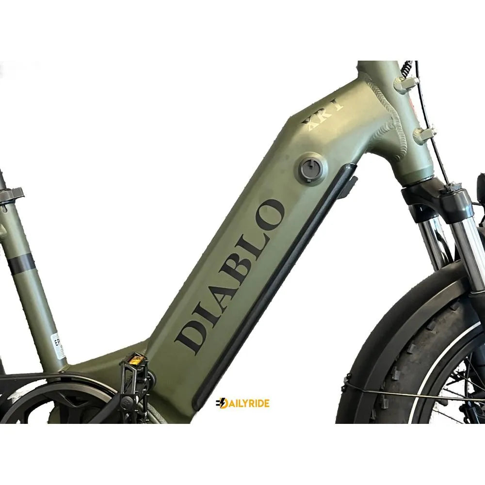 Diablo XR1 - Matt Grün